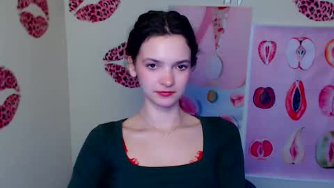 Susie online show from 03-03-26, 01:17