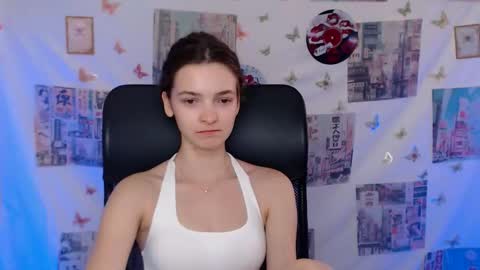 Susie online show from 05-04-26, 12:23