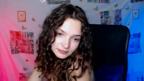 Susie online show from 06-25-26, 06:34