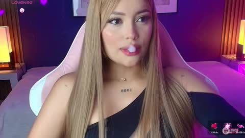 Snapshot of _meliblue chatting on 10-16-25, 07:37 Meli online show from 10-16-25, 07:37