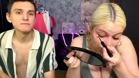 Snapshot of _mia_mason_ chatting on 09-30-25, 04:28 Mia Mason online show from 09-30-25, 04:28