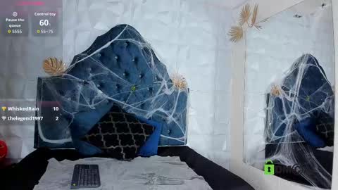 _mia_milf_ online show from 10-09-25, 01:47