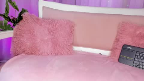 mia online show from 01-17-26, 07:39