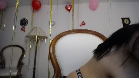  Mia  online show from 02-08-25, 06:12