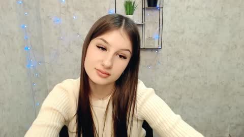 Mia online show from 02-18-25, 05:10
