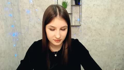 Mia online show from 02-22-25, 02:52