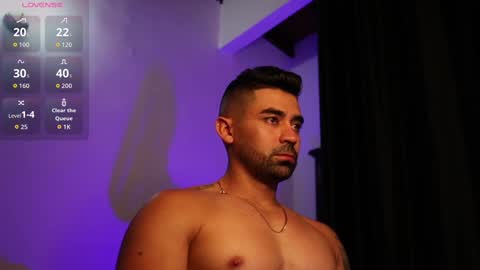 Snapshot of _mikestone chatting on 09-29-25, 02:06 soy mike online show from 09-29-25, 02:06