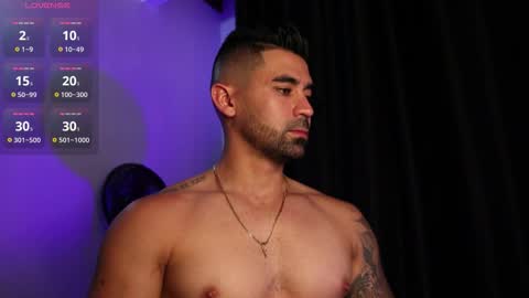 Snapshot of _mikestone chatting on 10-05-25, 02:32 soy mike online show from 10-05-25, 02:32