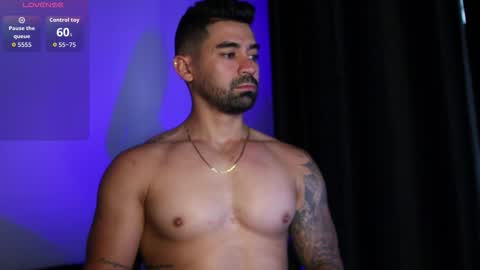 Snapshot of _mikestone chatting on 10-17-25, 02:52 soy mike online show from 10-17-25, 02:52