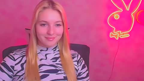 Melanie online show from 02-17-25, 12:38