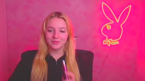 Melanie online show from 02-27-25, 03:26