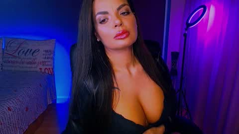 Milani online show from 01-14-26, 06:24