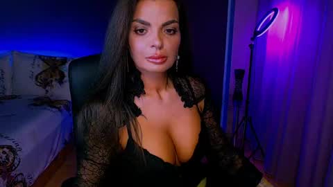 Snapshot of _milani_ chatting on 05-04-26, 05:20 Milani online show from 05-04-26, 05:20