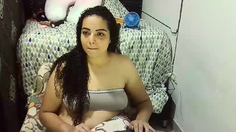 _milf_naughty online show from 10-18-25, 11:33