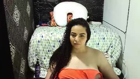_milf_naughty online show from 10-28-25, 03:36