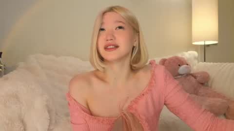 Kim online show from 06-05-26, 05:14