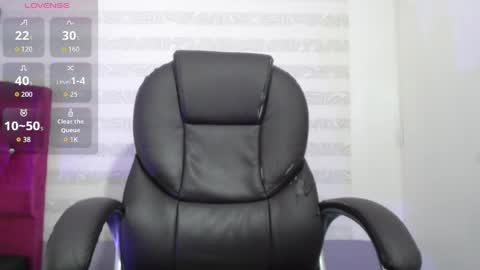 _milu23_ online show from 05-11-26, 04:04