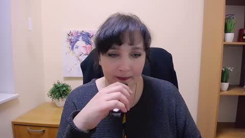 Snapshot of _miranda_sun chatting on 01-12-25, 02:09 Miranda online show from 01-12-25, 02:09