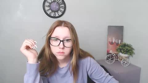 Mira online show from 02-17-25, 03:20