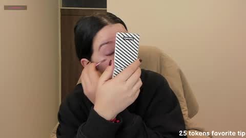 _miss_coco_ online show from 01-19-25, 11:23