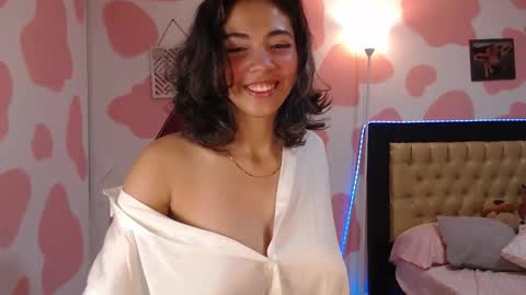 Hinata 3 online show from 09-26-25, 01:37