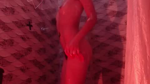 karoline uwu online show from 12-14-25, 03:39