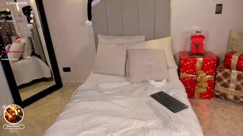 kimberley cruz online show from 12-23-24, 03:12