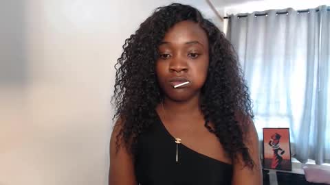 Snapshot of _miss_lofty chatting on 02-21-25, 11:44 Lofty online show from 02-21-25, 11:44
