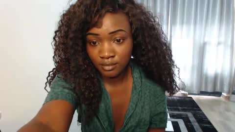 Snapshot of _miss_lofty chatting on 03-11-25, 02:07 Lofty online show from 03-11-25, 02:07