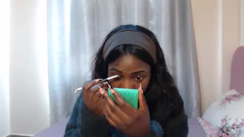 Snapshot of _miss_lofty chatting on 09-13-25, 09:42 Lofty online show from 09-13-25, 09:42