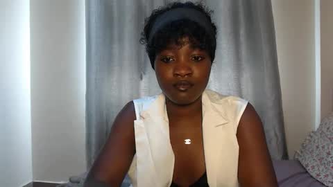 Snapshot of _miss_lofty chatting on 09-21-25, 10:39 Lofty online show from 09-21-25, 10:39