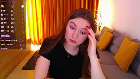 Mia online show from 02-11-25, 01:09