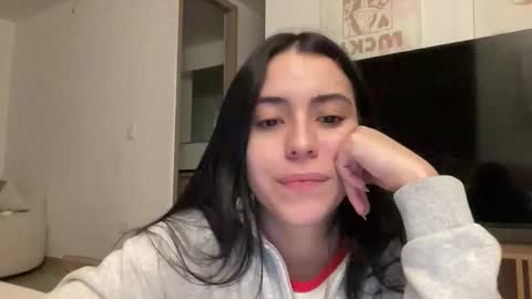 Vale online show from 09-21-25, 03:19