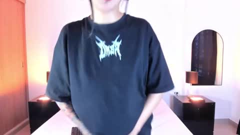 mizuki  online show from 03-17-26, 03:26