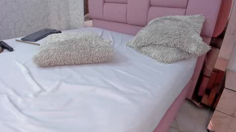 _molly_rosse_ online show from 01-03-25, 04:06