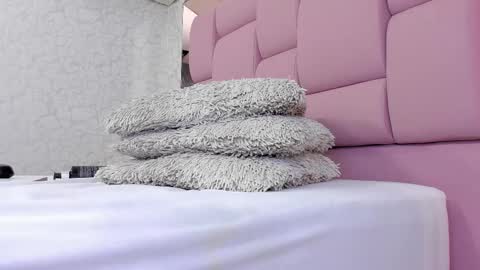 _molly_rosse_ online show from 02-12-25, 01:37