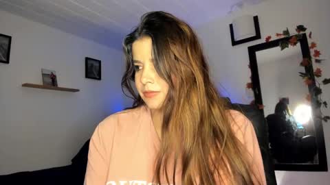     liaaa 4u online show from 12-02-24, 11:40