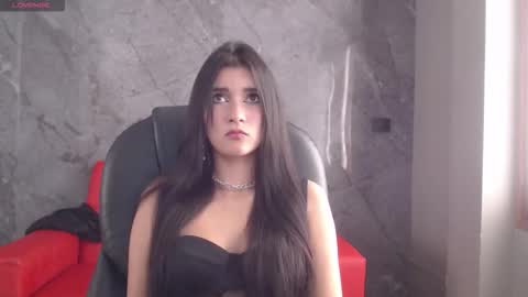 Monserrate online show from 10-30-25, 05:24