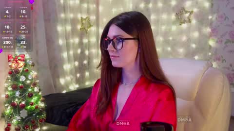 -Victoriana- online show from 12-31-24, 04:16