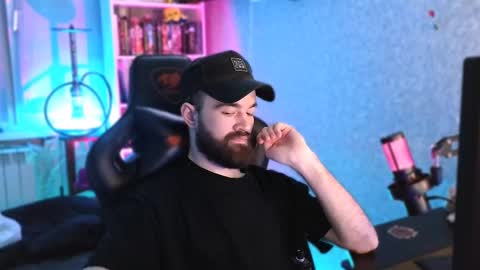 Ask me online show from 02-28-25, 07:35