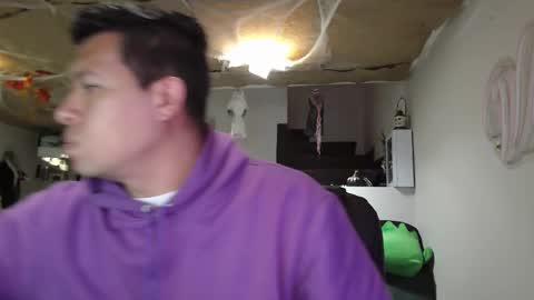 Panda  online show from 10-31-25, 10:55