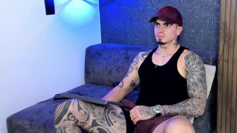 _mrcock_ online show from 05-11-26, 09:23