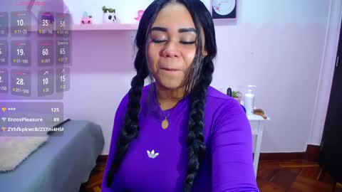 Snapshot of _nahom_ chatting on 12-31-24, 10:26 nahomi online show from 12-31-24, 10:26