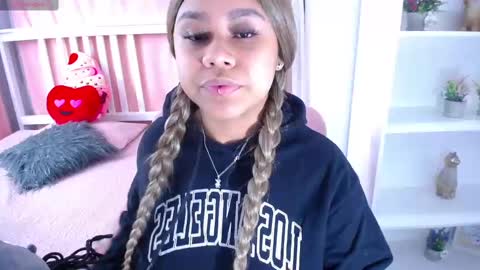 Snapshot of _nahom_ chatting on 02-24-25, 08:49 nahomi online show from 02-24-25, 08:49