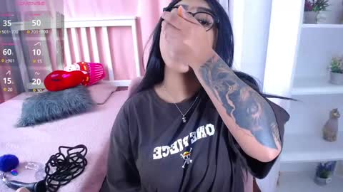 Snapshot of _nahom_ chatting on 02-25-25, 03:09 nahomi online show from 02-25-25, 03:09