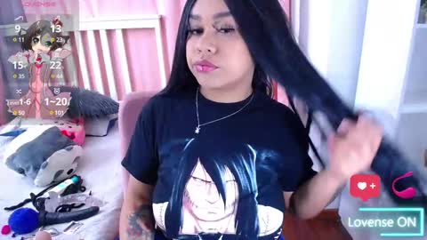 Snapshot of _nahom_ chatting on 03-05-25, 08:10 nahomi online show from 03-05-25, 08:10