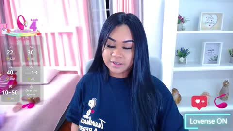 Snapshot of _nahom_ chatting on 09-30-25, 02:49 nahomi online show from 09-30-25, 02:49