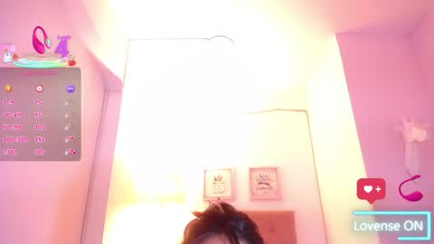 Snapshot of _nahom_ chatting on 11-04-25, 03:05 nahomi online show from 11-04-25, 03:05