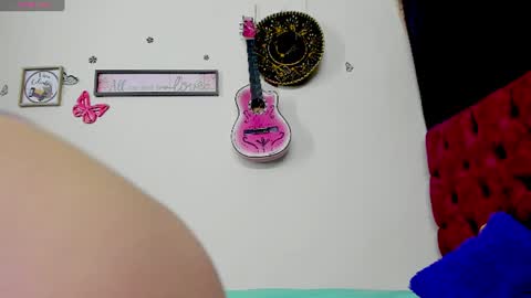 Snapshot of _nanycute_ chatting on 06-20-26, 12:36 nany online show from 06-20-26, 12:36