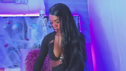 naomi brown online show from 10-08-25, 05:27